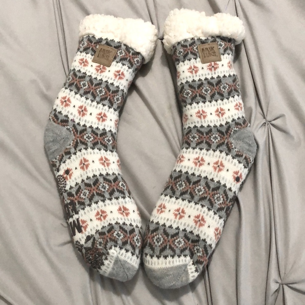 Muk Luks women’s Canin Socks size M/L